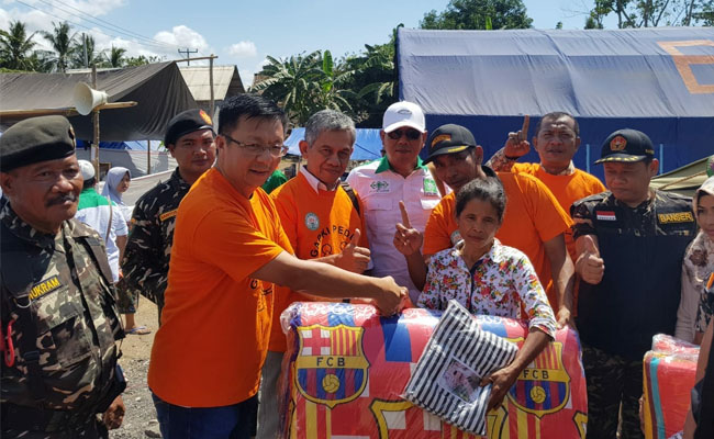 Gapki Serahkan Bantuan Korban Gempa Lombok